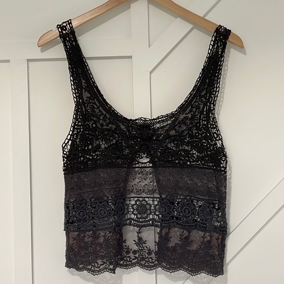 Kimchi Blue Tops - Kimchi Blue - Black lace split/open-back tank